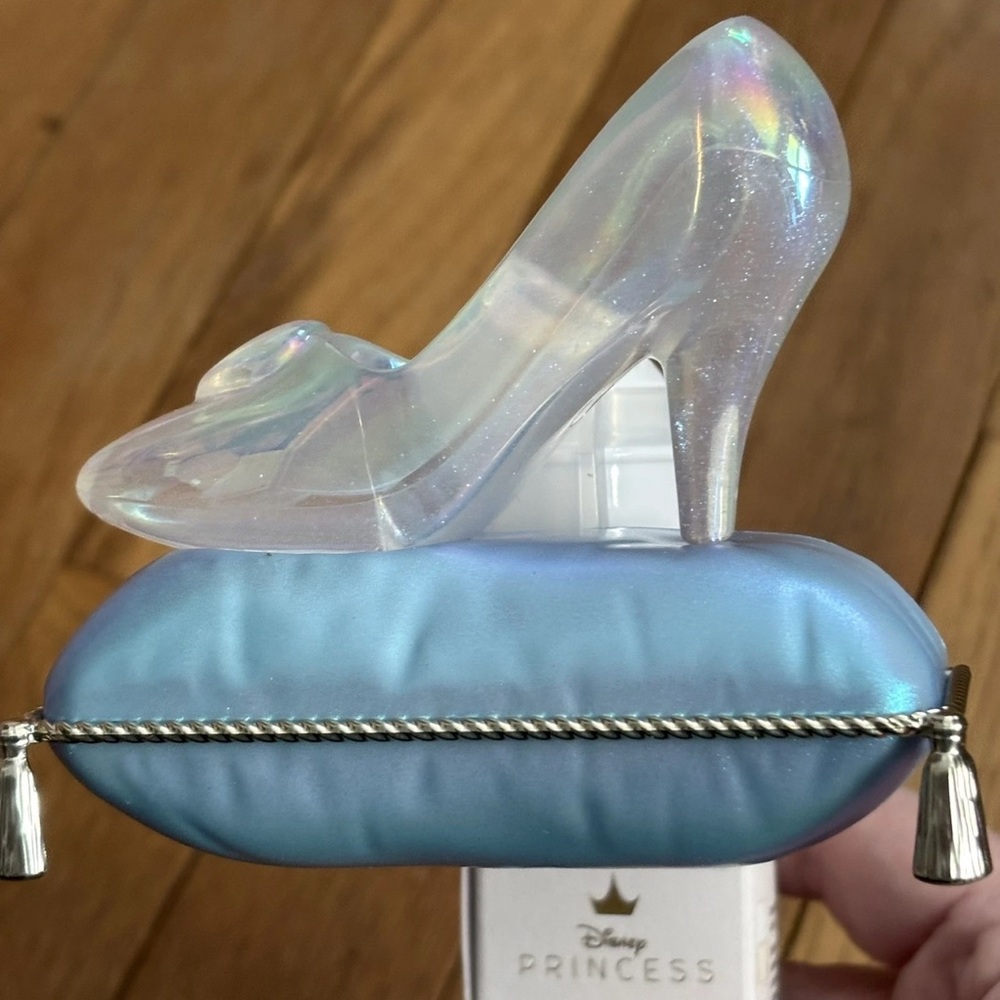 Bath and Body Cinderella Adjustable Wallflowers Scent Control Nightlight👸 - Picture 2 of 5